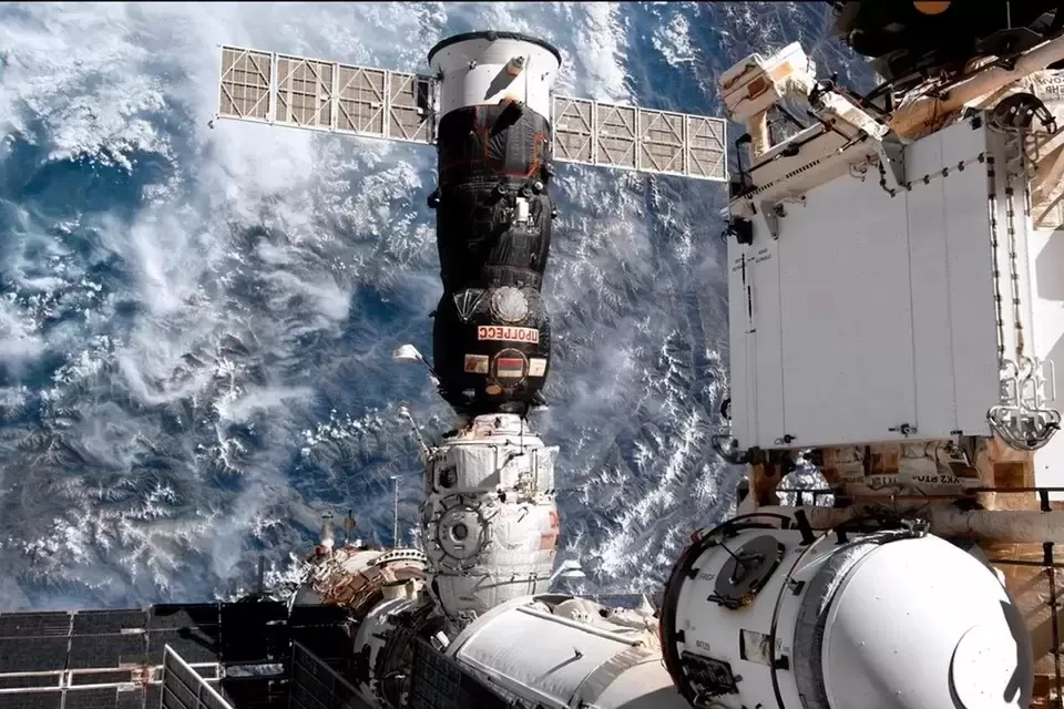 NASA: причину нештатного включения двигателей модуля «Наука» назовут через две-три недели