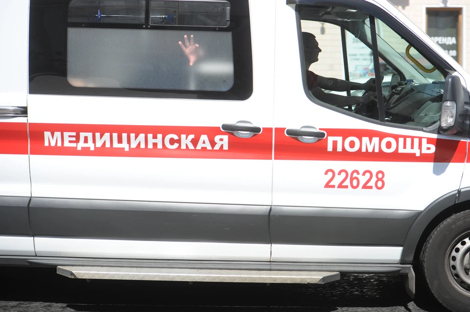 Автослесарь получил серьезные ожоги из-за взрыва паров солярки.