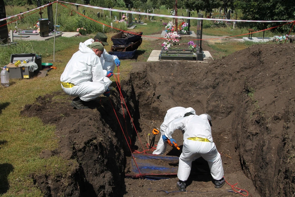В ДНР приступили к эксгумации тел из стихийных безымянных могил
