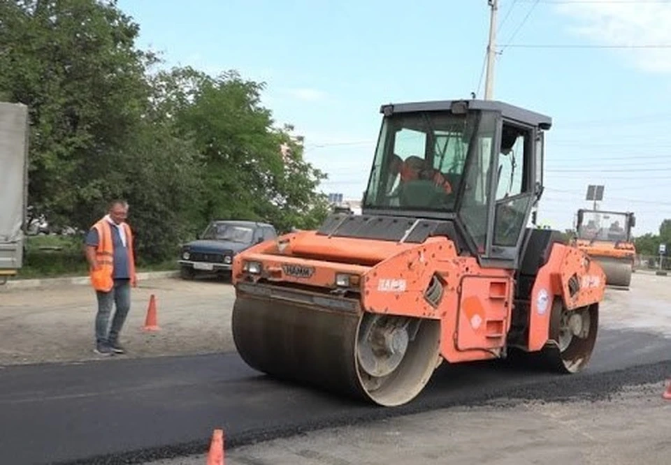 Ремонт крымской автодороги, ведущей к косе Беляус, планируют завершить раньше установленного срока. Фото: пресс-служба администрации Симферополя