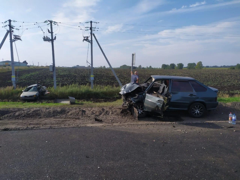 Участок дороги после аварии.