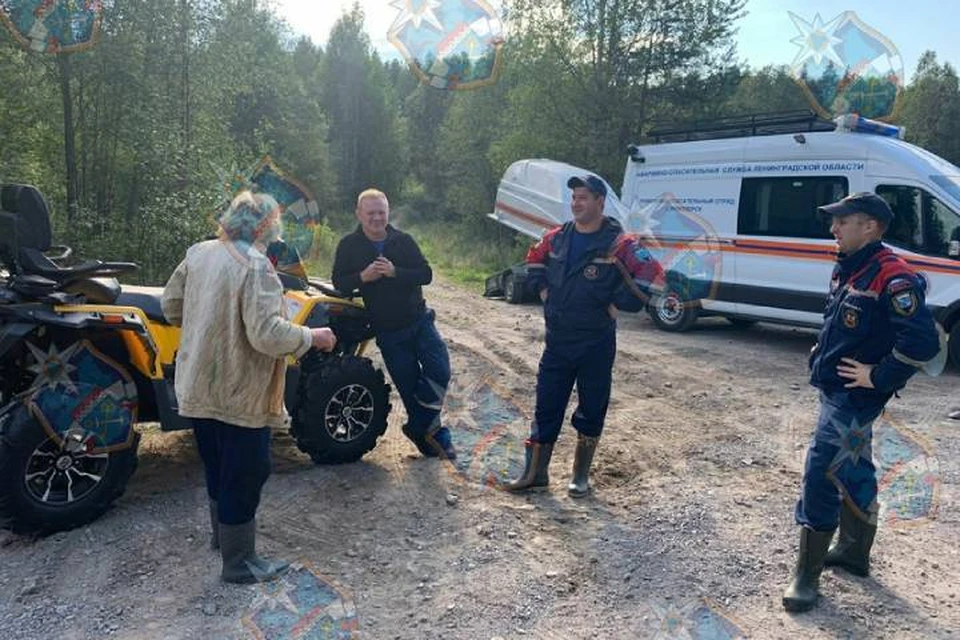 Спасатели помогли жительнице Ленобласти выбраться из леса / Фото: Аварийно-спасательная служба ЛО