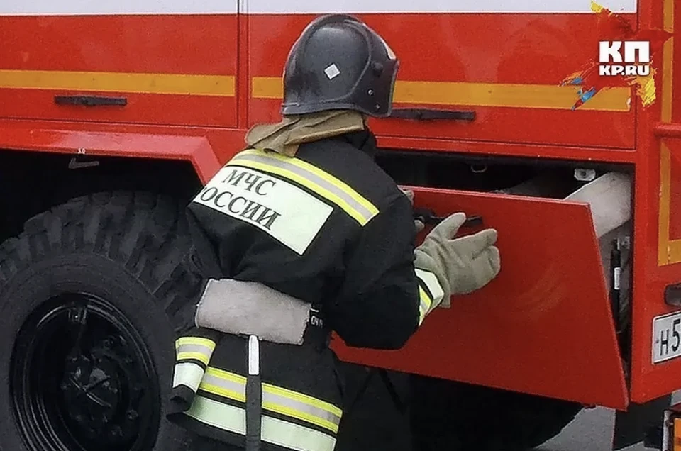 Здание бывшего общежития загорелось в Дзержинске