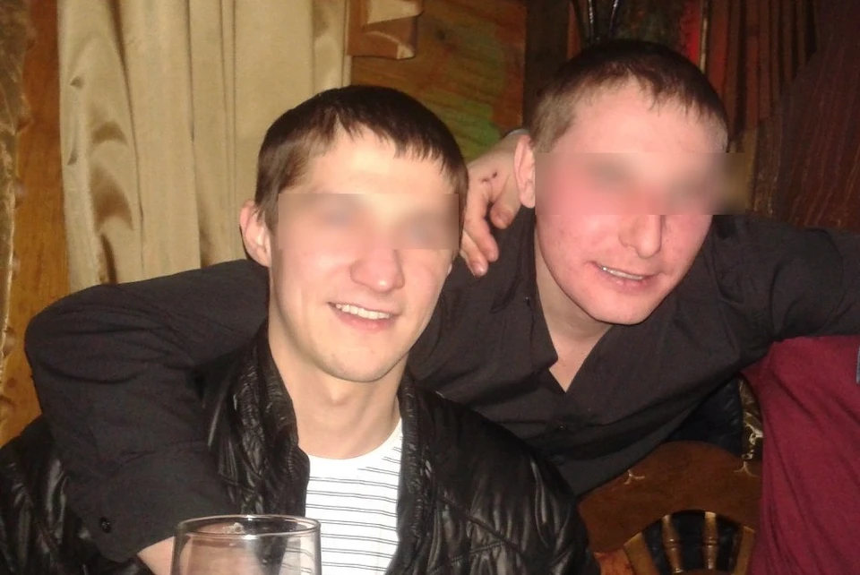 Олег (слева) и Вячеслав были близкими друзьями