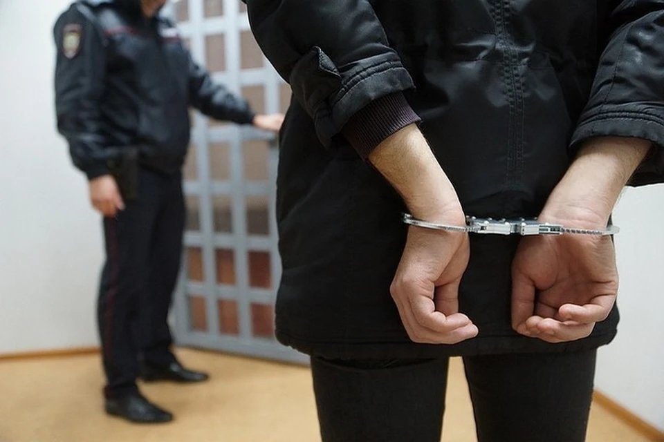 В процессе застолья оленеводы что-то не поделили и стали ссориться
