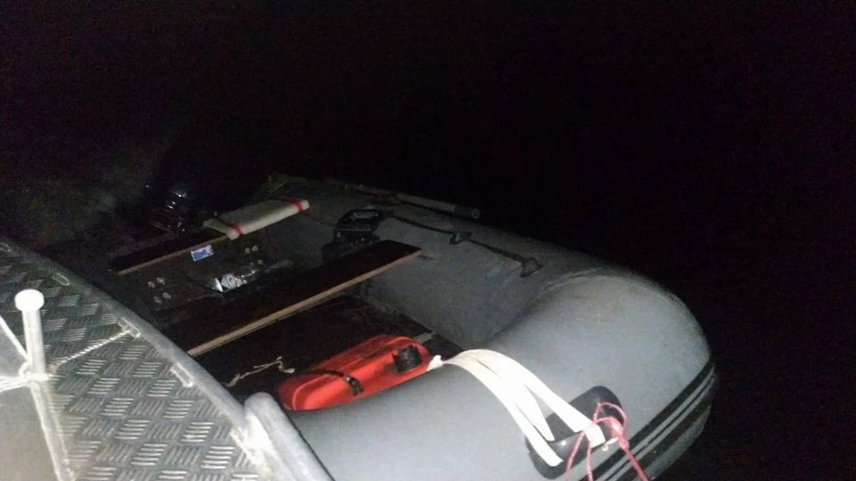 Рыбак заплыл так далеко, что потерялся