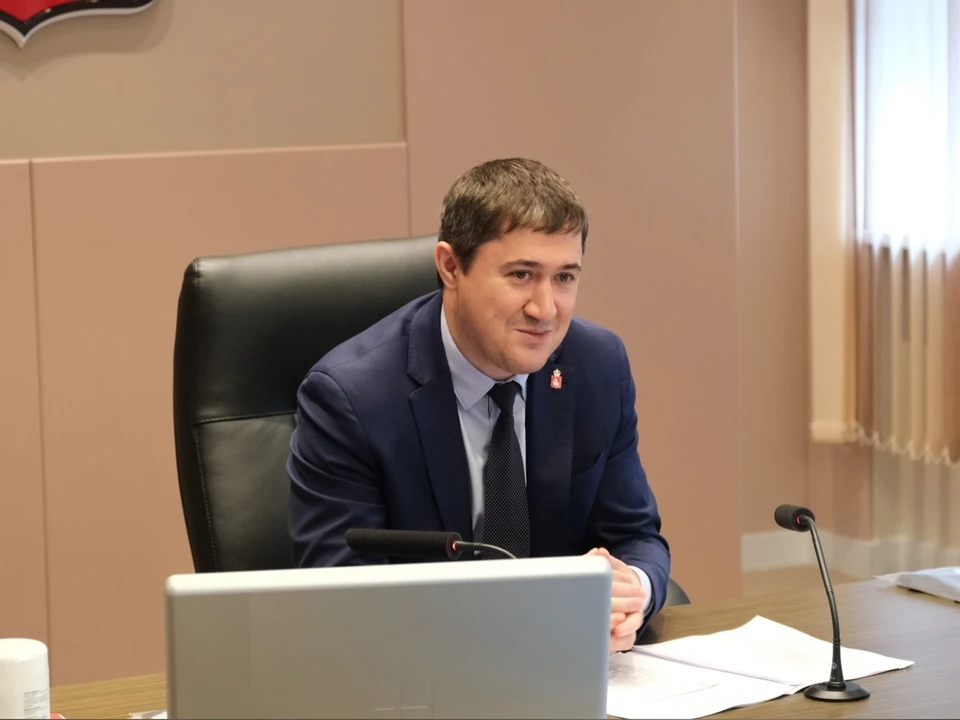 Дмитрий Махонин встречается с редакторами пермских СМИ.