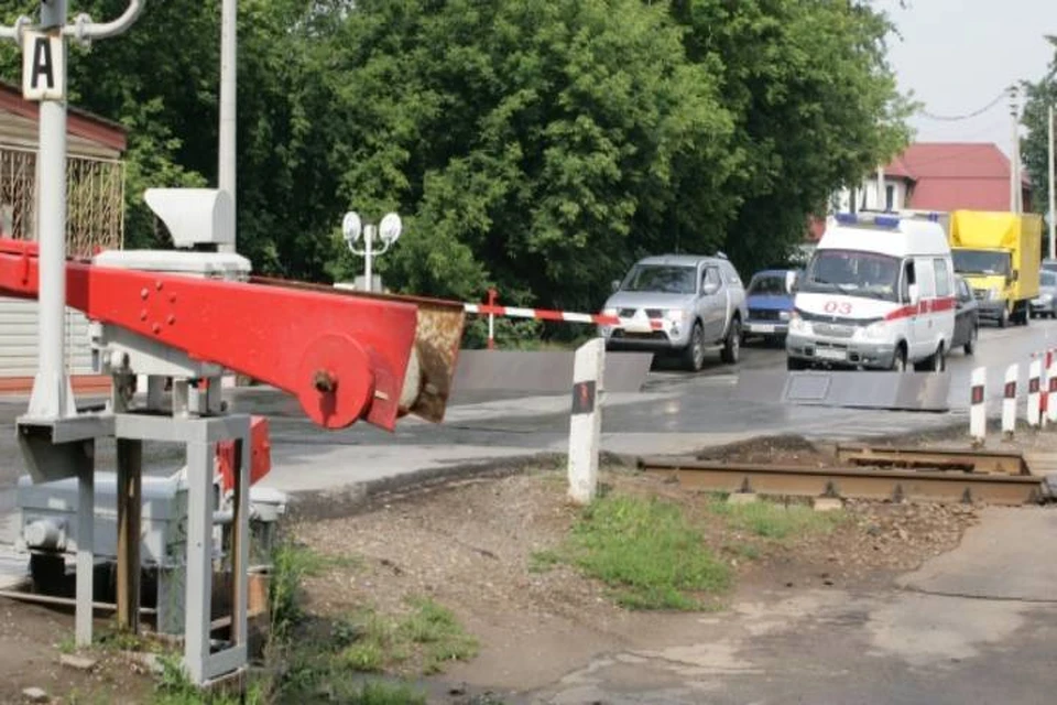 Переезд пришлось закрыть из-за проведения ремонтных работ на ЖД путях