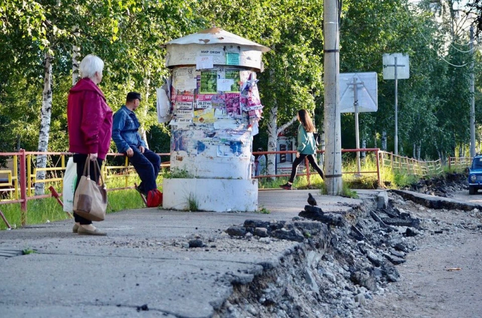 По словам читательницы, работы там не ведутся, улица находится в ужасном состоянии, а от пыли невозможно дышать Фото: @tynda_info