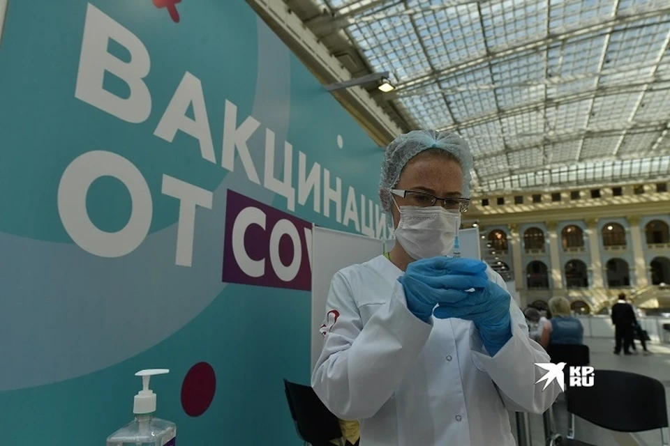 В Свердловской области продолжается вакцинация от коронавируса