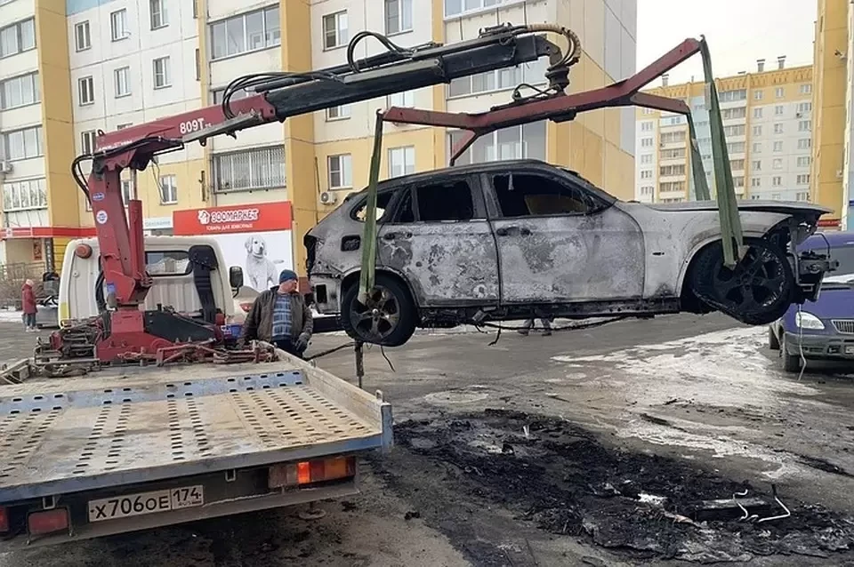 Автомобиль журналиста выгорел полностью и восстановлению не подлежит. Фото: прокуратура Челябинской области