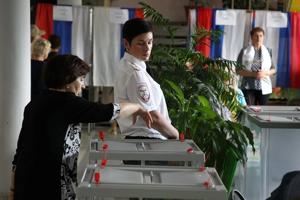 Из 15 партий, пожелавших участвовать в избирательной кампании, 14 смогли зарегистрировать списки своих кандидатов, а в выборах в 225 одномандатных округах участвует более 2000 кандидатов.
