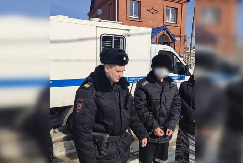 Мужчина страдает от психического расстройства. Фото: СУ СКР по Свердловской области