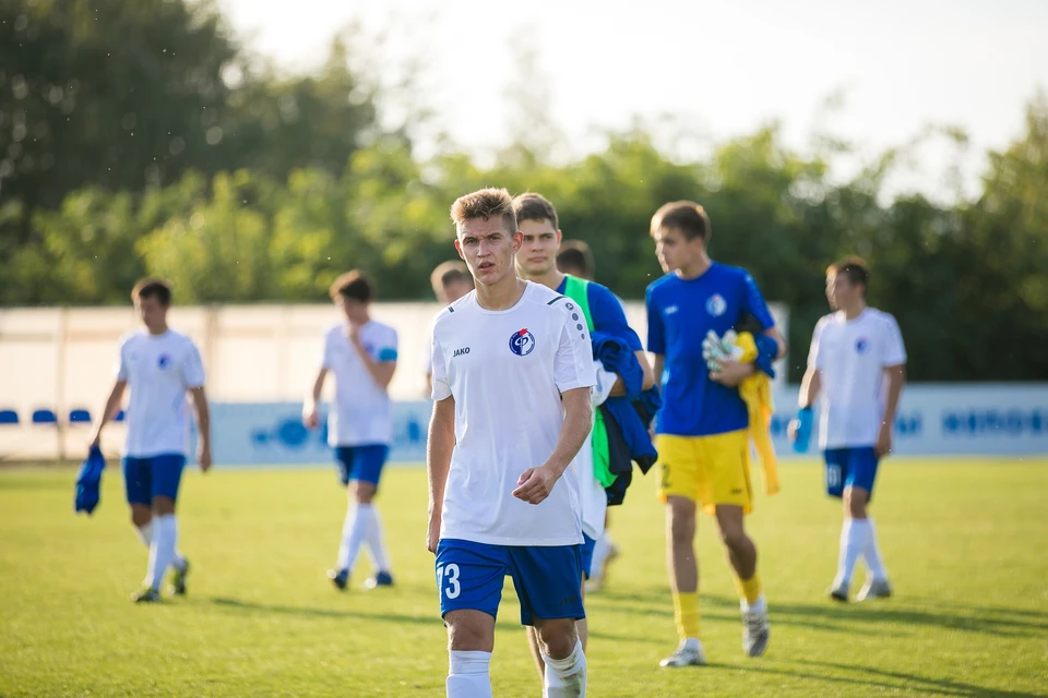 «Факел-М» продолжает занимать последнее 11-е место в подгруппе 2. Фото fakelfc.ru.