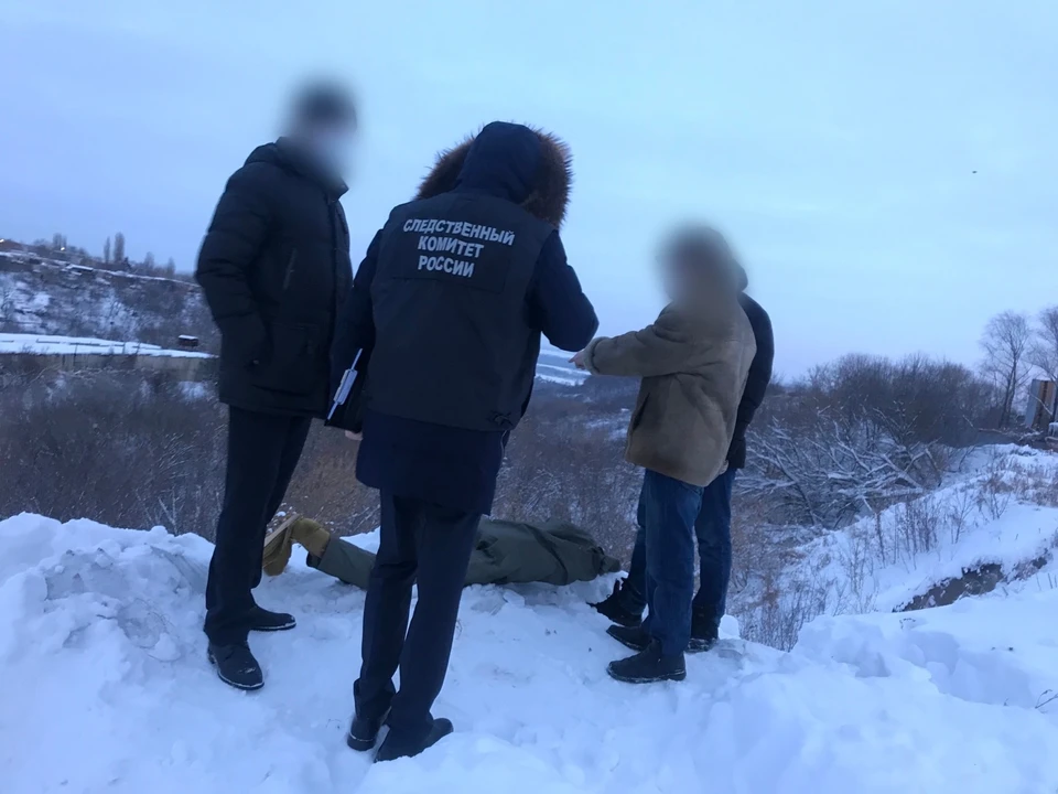 Мужчина сбросил тело убитого в овраг