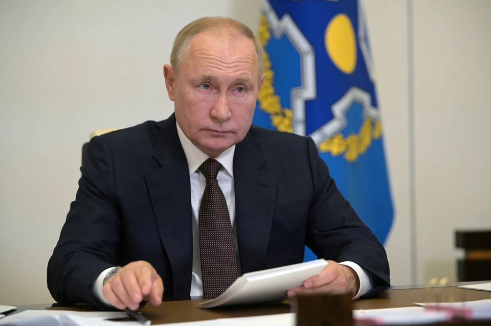 Дмитрий Песков не исключил, что Владимир Путин примет участие в онлайн-голосовании на выборах в Госдуму