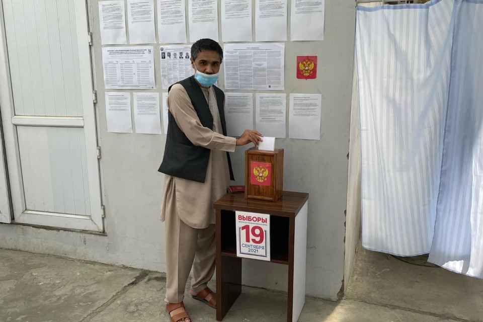 В Афганистане оборудовали специальный участок для голосования в шлюзе безопасности