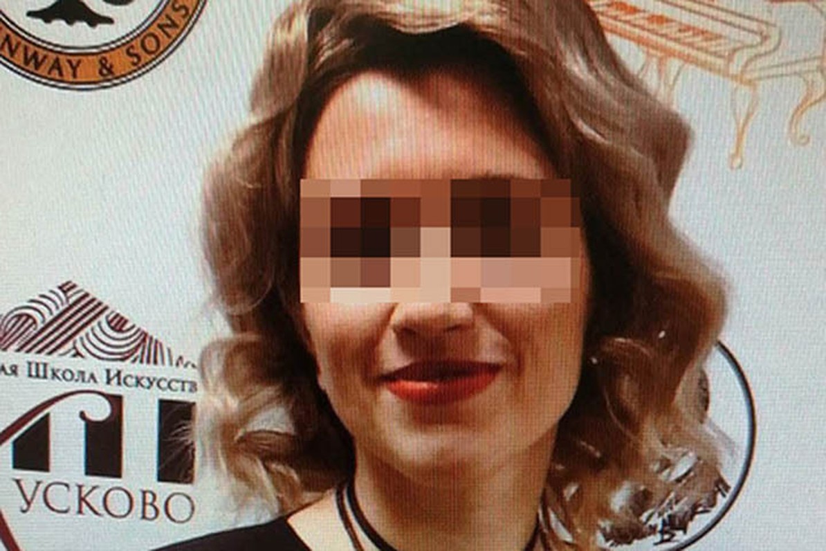 По словам знакомых убитой, даже после развода мужчина продолжил кошмарить бывшую жену сына