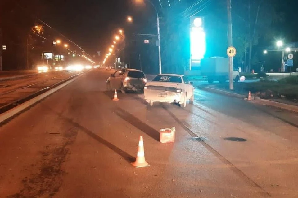 В Новосибирске в ночном ДТП подросток сломал позвоночник. Фото: ГИБДД по Новосибирску.