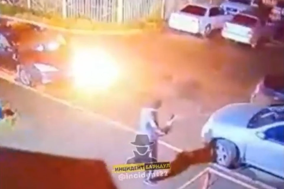 Фото: скриншот с видео "Инцидент Барнаул"
