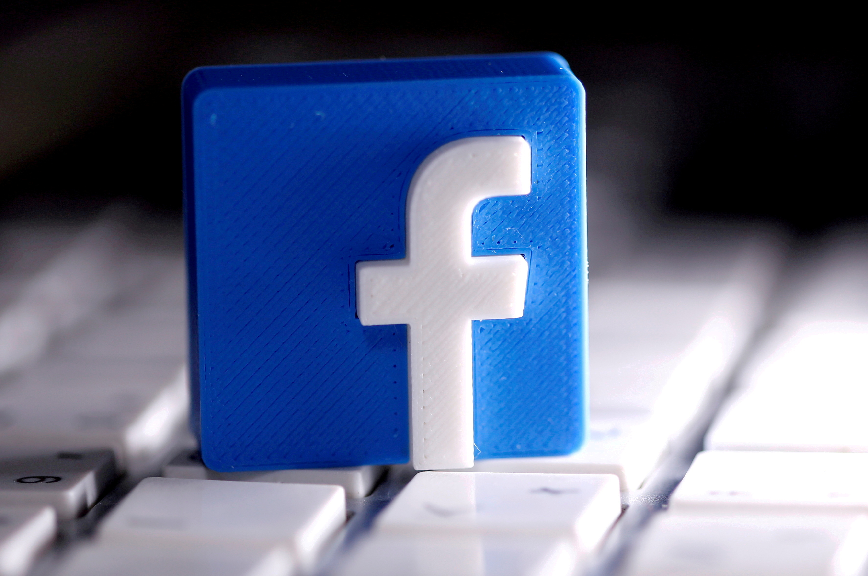 От сбоев в работе пострадали, в том числе, Facebook и Facebook Messenger