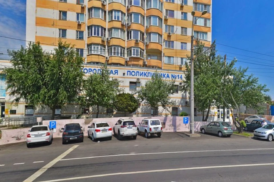В Ростове местных жителей возмутили переполненные коридоры поликлиник