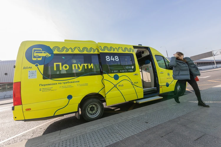 Такси-лоукостер или «прокшинобус»: Как в Новой Москве работают маршрутки по требованию