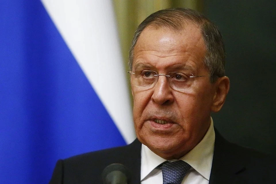 НАТО похоронила идею консультаций с Россией, заявил Лавров