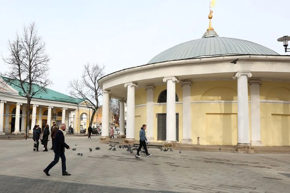 В Ярославле состоялась общественная приемка обновленного сквера возле ротонды Гостиного двора