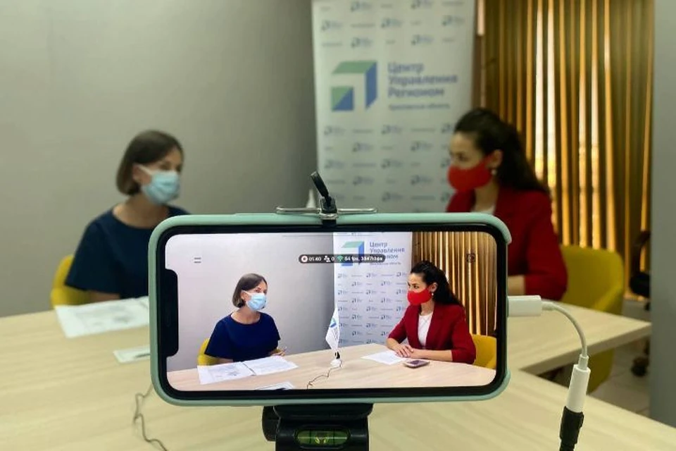На вопросы о работе скорой помощи заместитель главного врача по медицинской части станции скорой помощи Рыбинска Елизавета Буракова