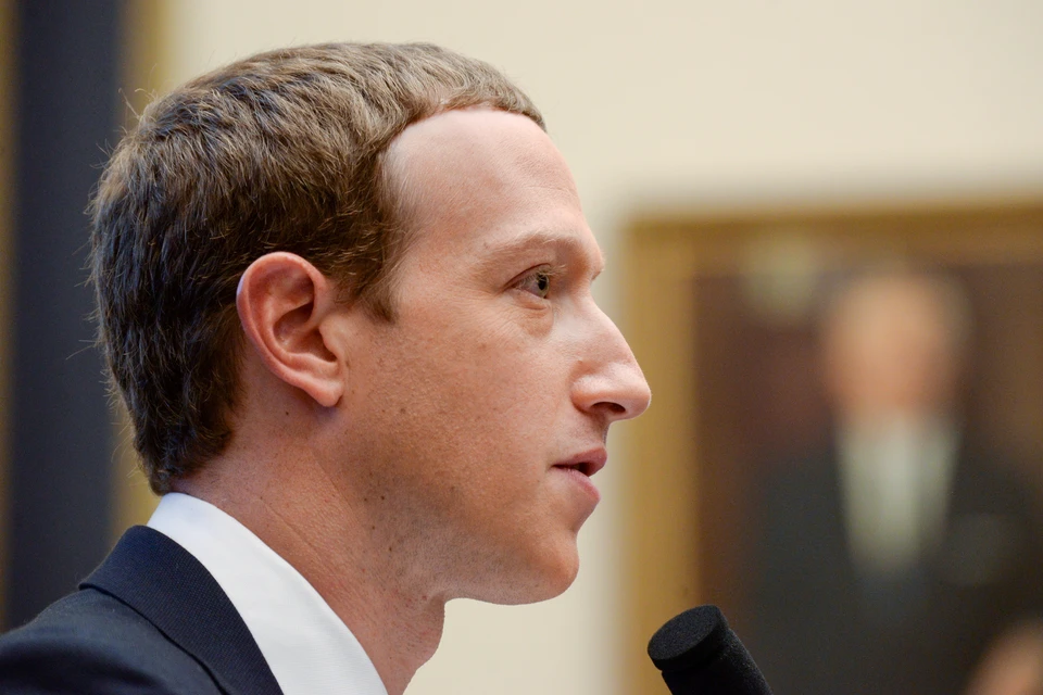 Цукерберг заявил о попытках оклеветать Facebook