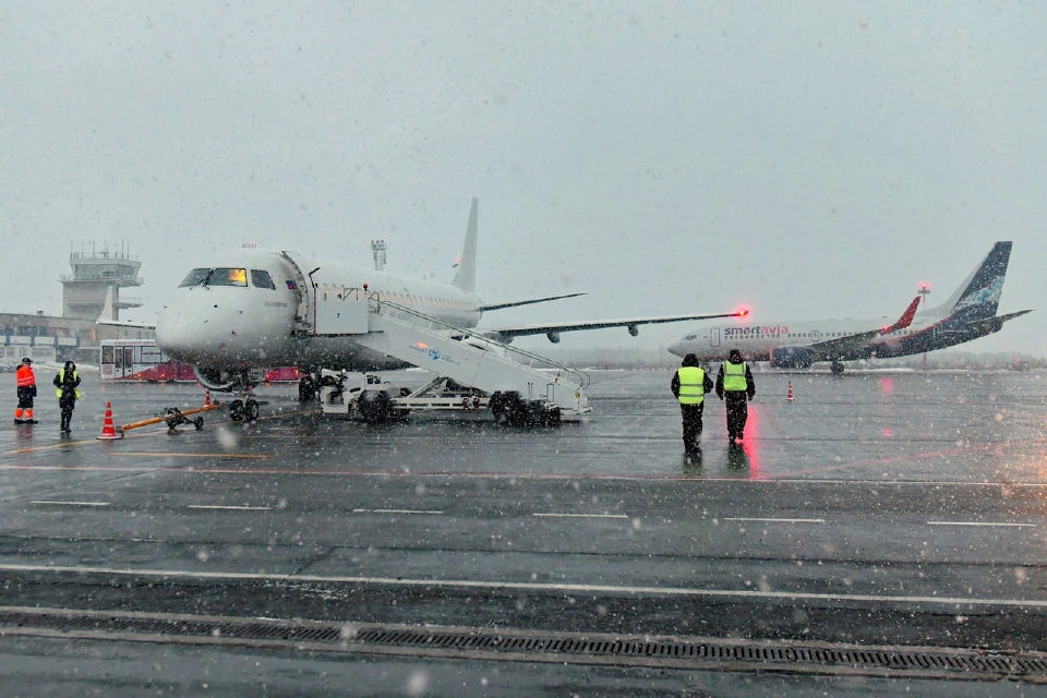 Отмена коснулась самолетов 5Н 522, 5Н 508 и ДР 236.