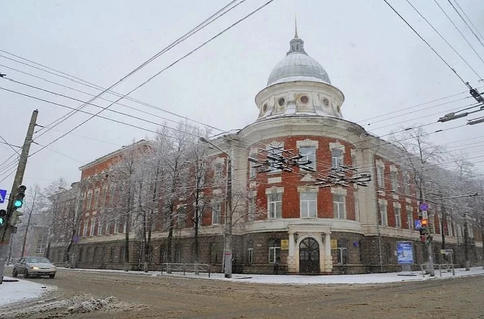 Пермский государственный гуманитарно педагогический университет фото Пермский педуниверситет перекрасят в серые цвета - KP.RU