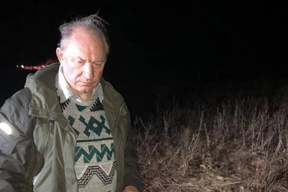 В том самом лесу, где гулял депутат, следователи наутро нашли карабин с ночным прицелом, патроны и охотбилет на имя Рашкина