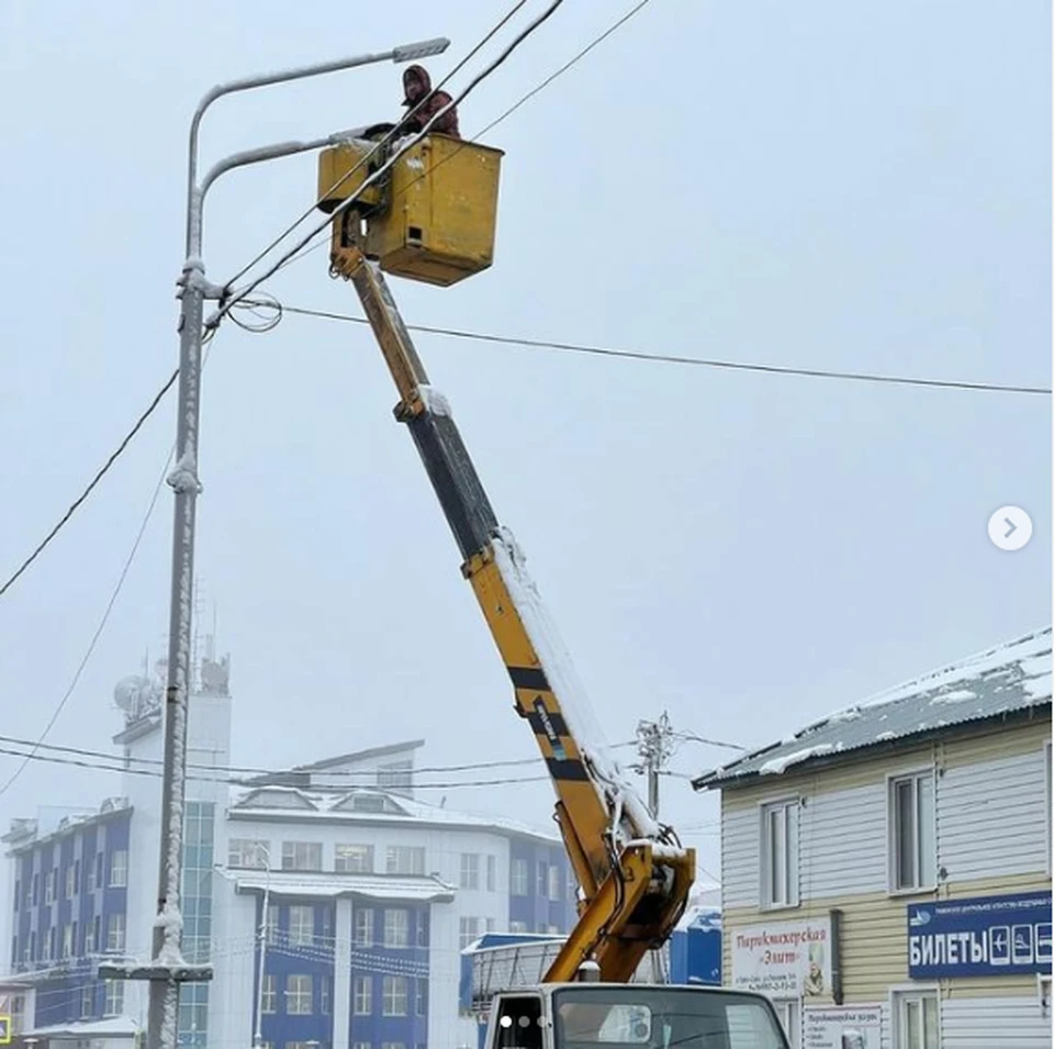 В Тарко-Сале заменили более 300 уличных светильников - KP.RU