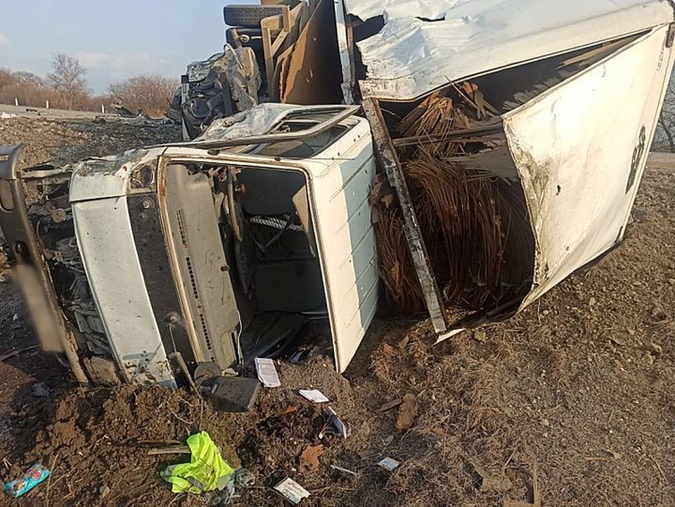 Виновник аварии не пропустил встречное авто. Фото: пресс-служба УГИБДД УМВД России по Приморскому краю.