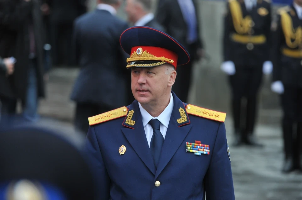 Александр Бастрыкин также поручил подчиненным предоставить доклад о ситуации с выселением участковых из квартир.