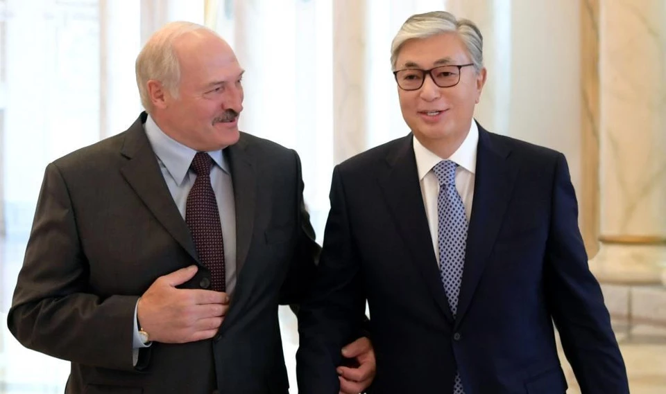 Лукашенко ждет Токаева в Минске в 2022 году