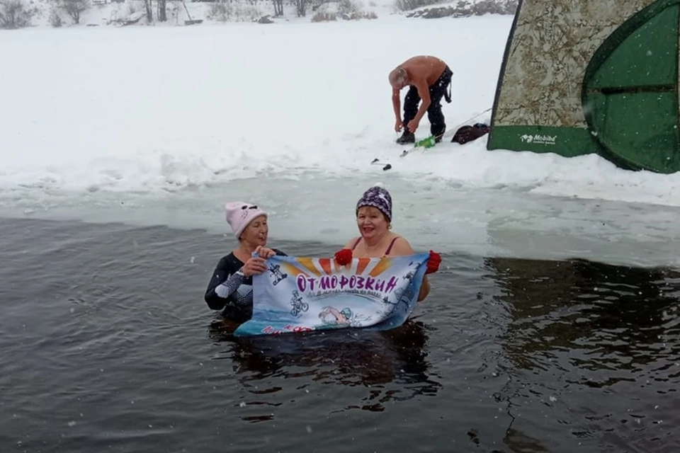 Температура воды была ниже четырех градусов. Фото: Елена Шевелева, предоставлены Вячеславом Горюновым