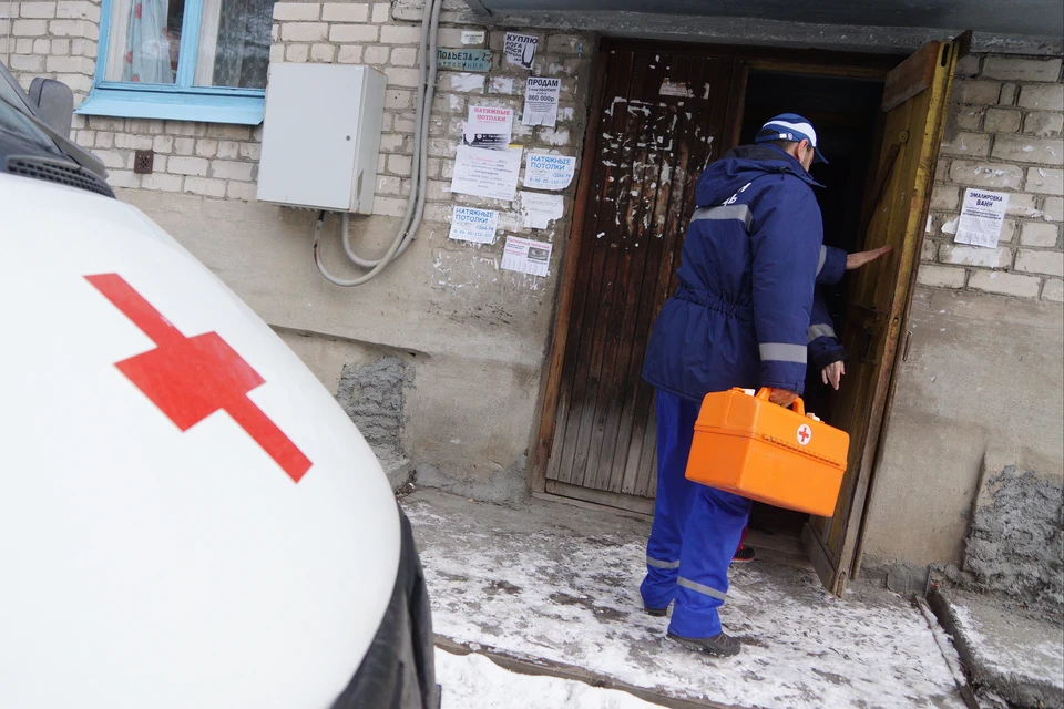 Пациент напал на бригаду «скорой помощи» в Павлове 23 ноября.