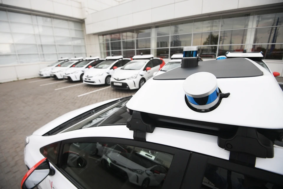 В России уже стартовал эксперимент по опытной эксплуатации беспилотных автомобилей.