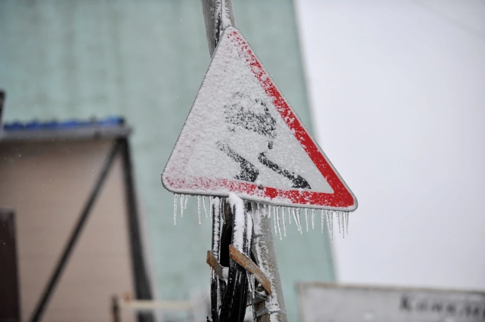 Снегопад буйствовал в Приморье 22 ноября - в этот раз все гораздо серьезнее