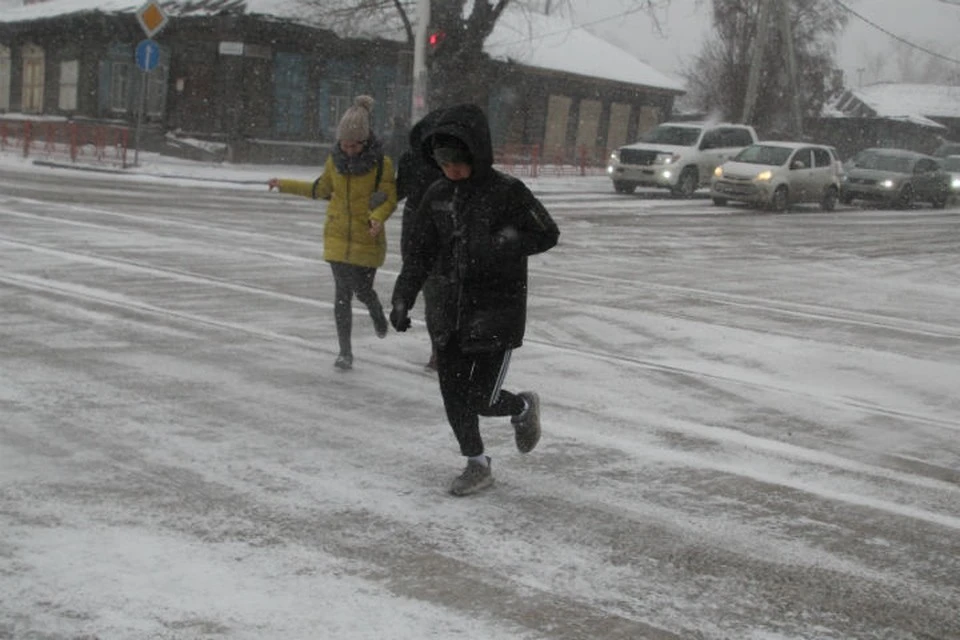 Снег, метели и ветер до 20 м/с ожидается в Иркутской области 1 декабря