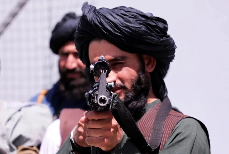 Талибы* заявили о прекращении боев на границе с Ираном