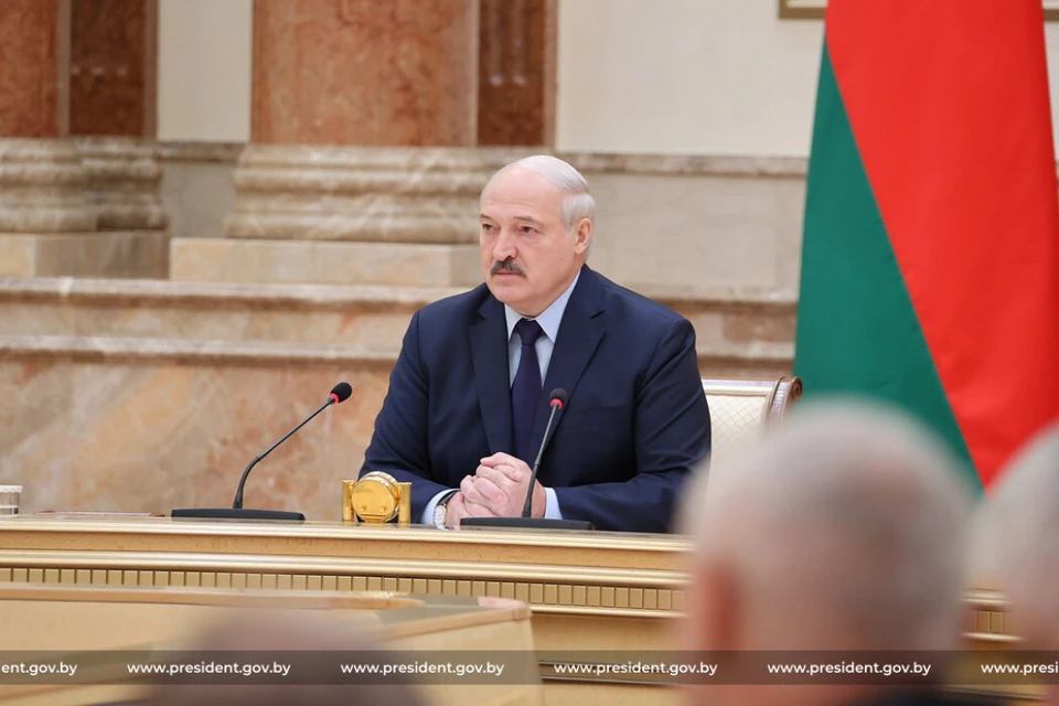 Лукашенко заявил, что Беларусь показала всему миру, как нужно работать в пандемию. Фото: БелТА