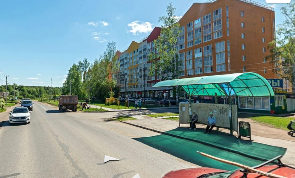 Городские службы должны перенести дорожный знак на новое место. Фото: Яндекс.Карты