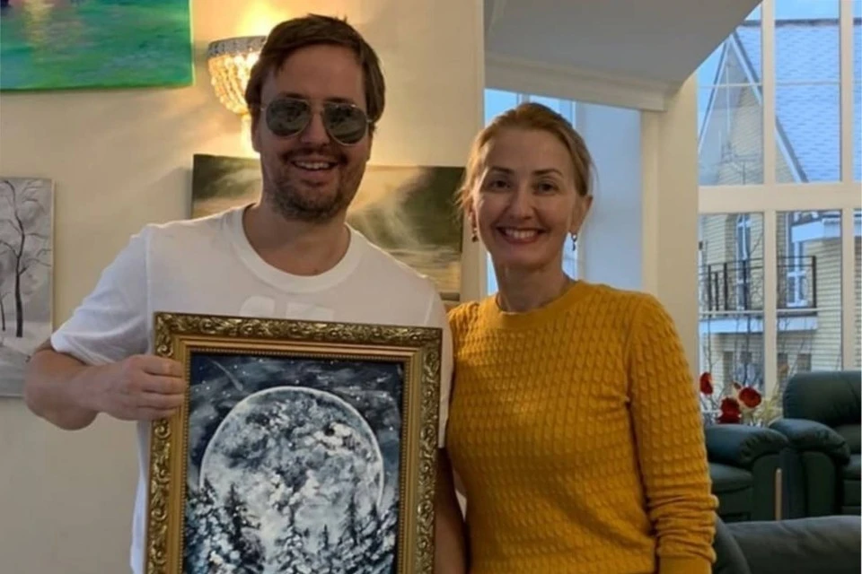 Виталий Грачёв решил изобразить зимний лес. Фото: Елена Бахтина-Лищенер.