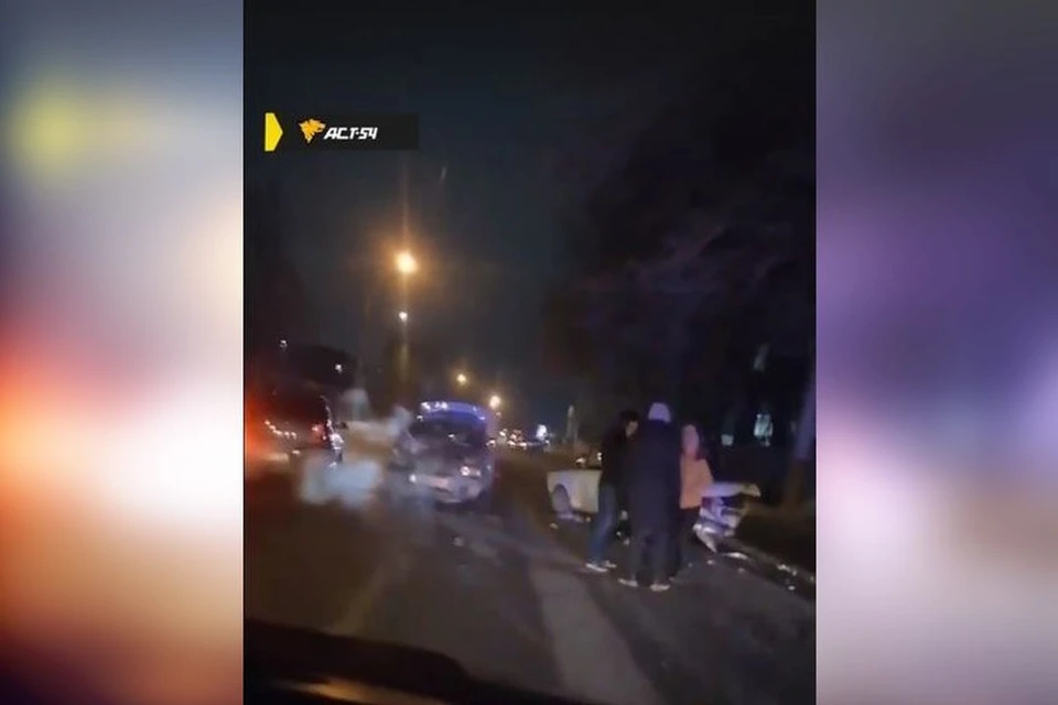 Движение по улице затрудненно. Фото: «АСТ-54»