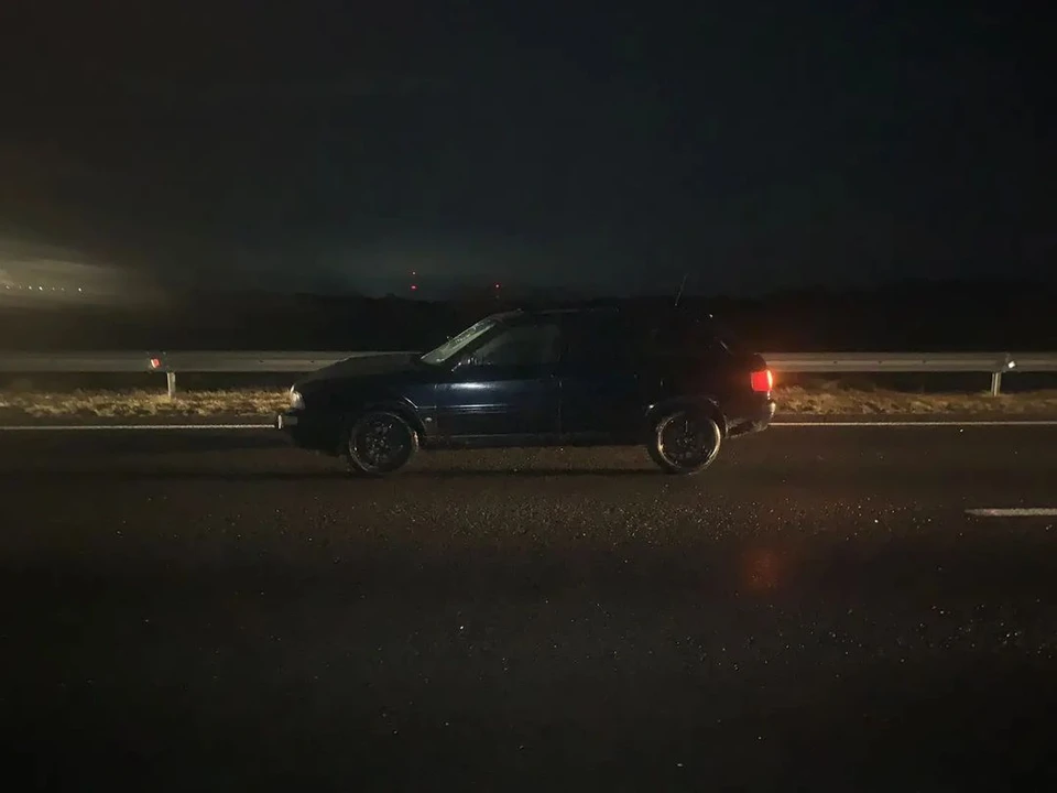 Автомобиль, сбивший человека