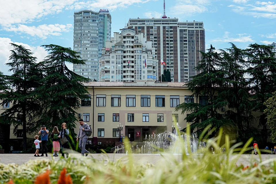 Заместителем главы города назначен Юрий Израилович Цицкиев. Фото: пресс-служба мэрии Сочи